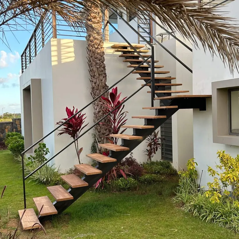 Float Stairs Outdoor showcase image by Monlabo